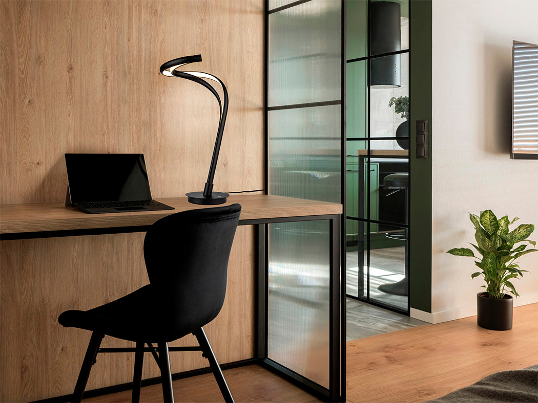 
LED Design Tischlampe „Danza“