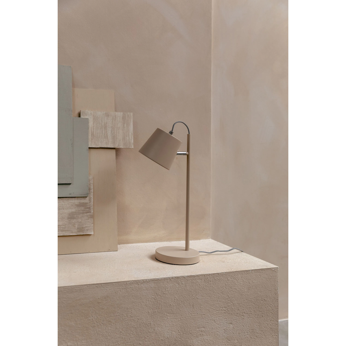 
Lampada da tavolo di design «Buckle»