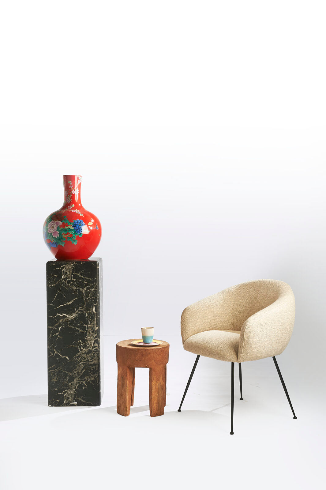 
Designer Decorative & Floral Column "Pillar" - W = 33 x 33 x H 91.4 cm / Black marble