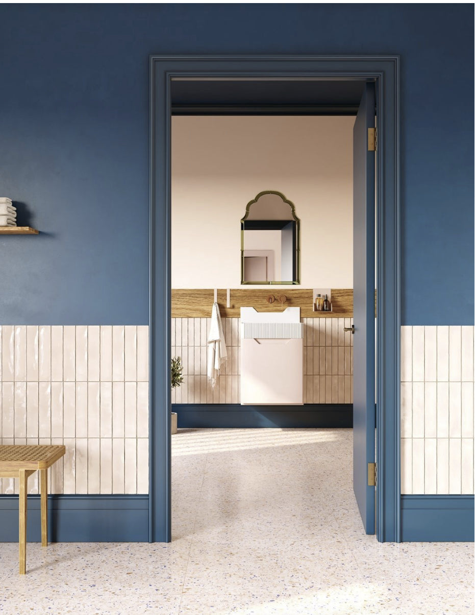 
Listello decorativo da parete "DX 121“ - 230 cm