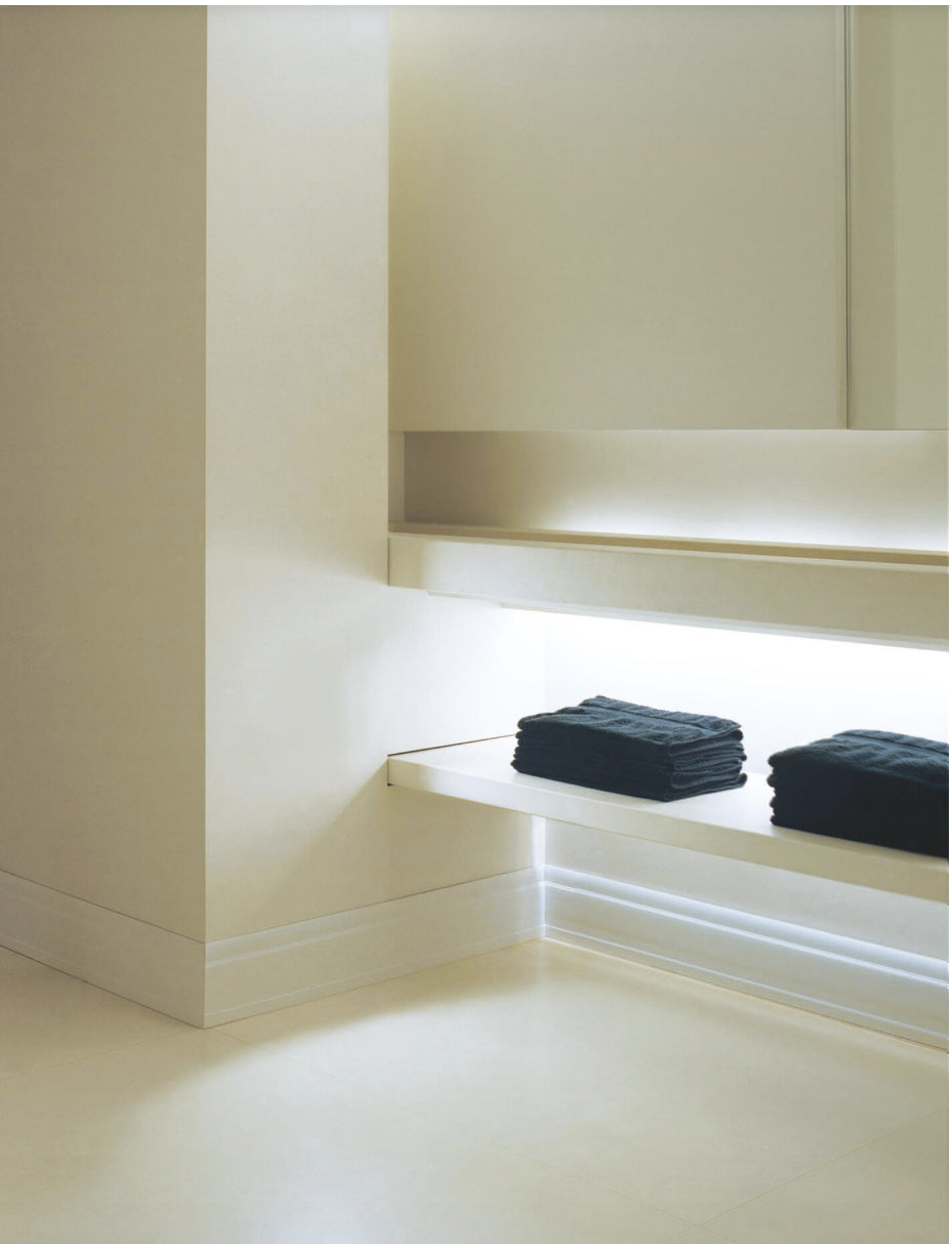 
Battiscopa decorativo „SX 104“ - 200 cm
