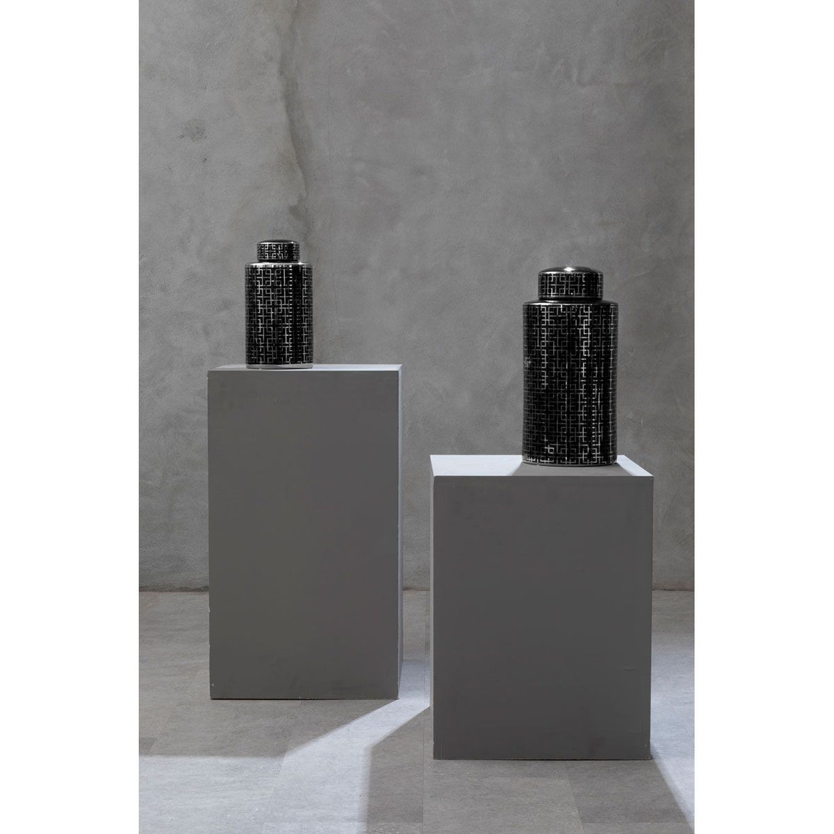 
Grande vaso con coperchio di design „Daria“