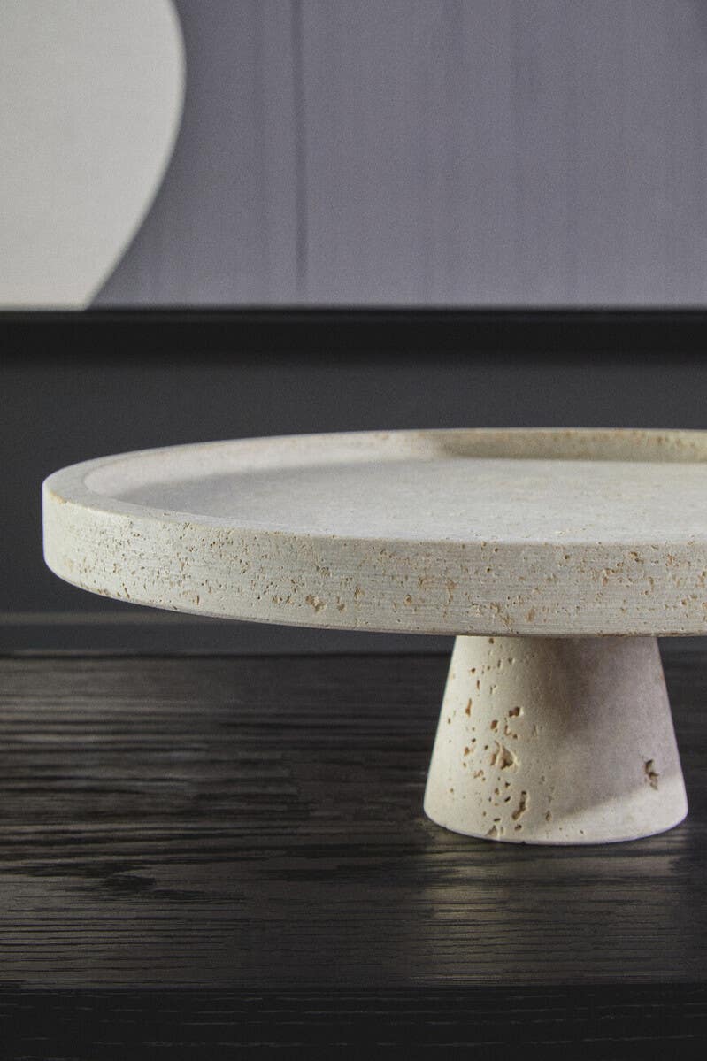 
"Holly" noble cake stand made of travertine stone