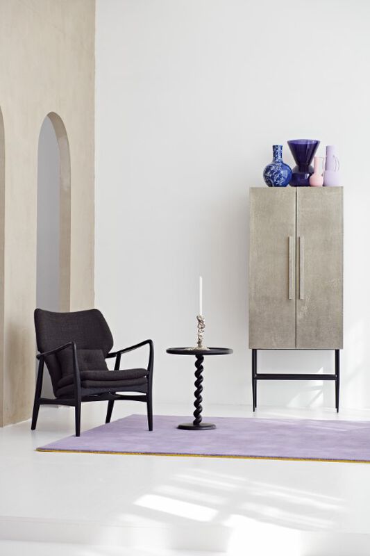 
Fauteuil design massif « Peggy » - Noir