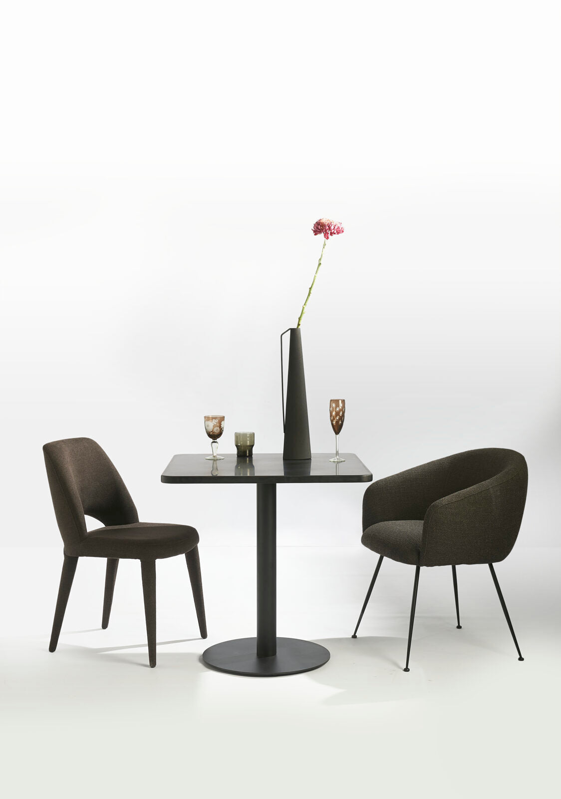 
Sedia da pranzo di design “Holy” - Grigio