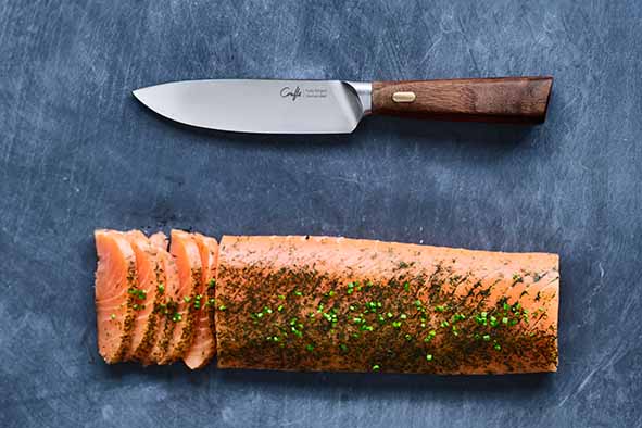 
Couteau ménager haut de gamme « Couteaux & Co » avec manche en noyer