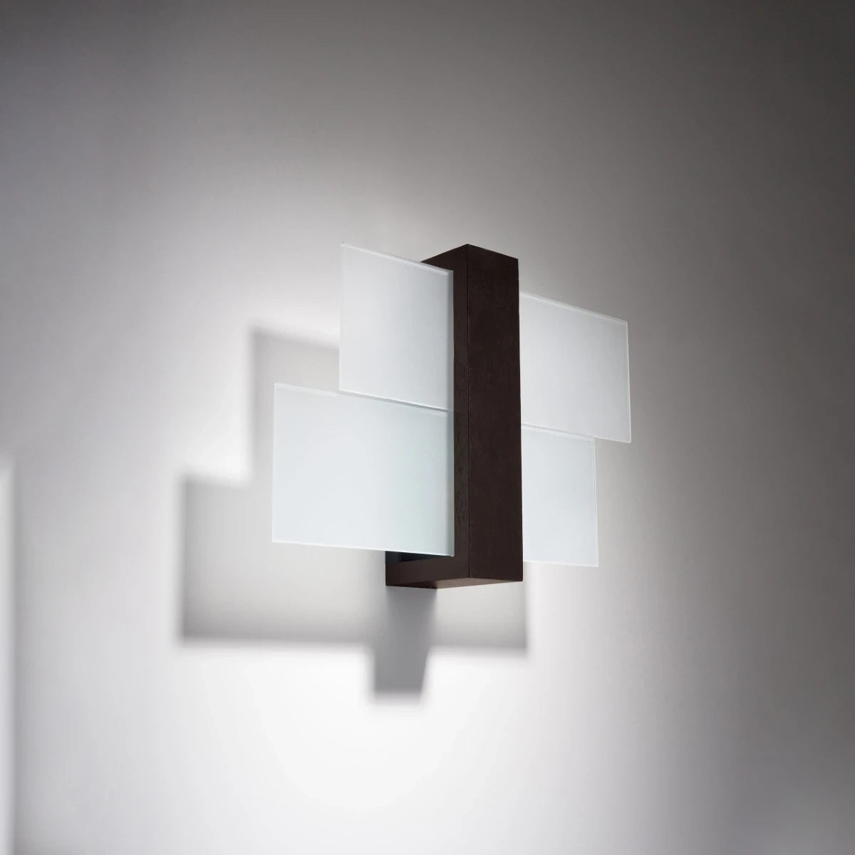 
Lampada da parete di design «Feniks» a 1 luce - Wenge
