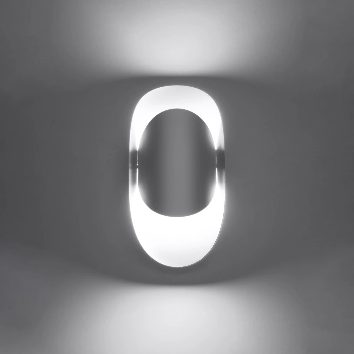 
Design Wandlampe „Tear“ - Weiss