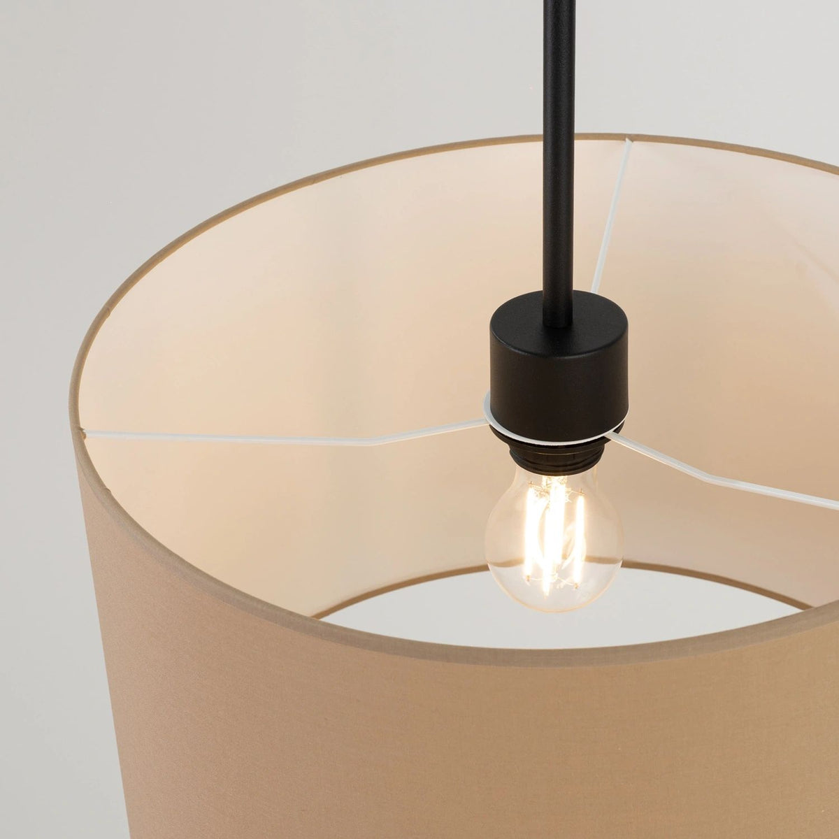 
Lampada a sospensione di design „Nevia“ - Talpa/Nero