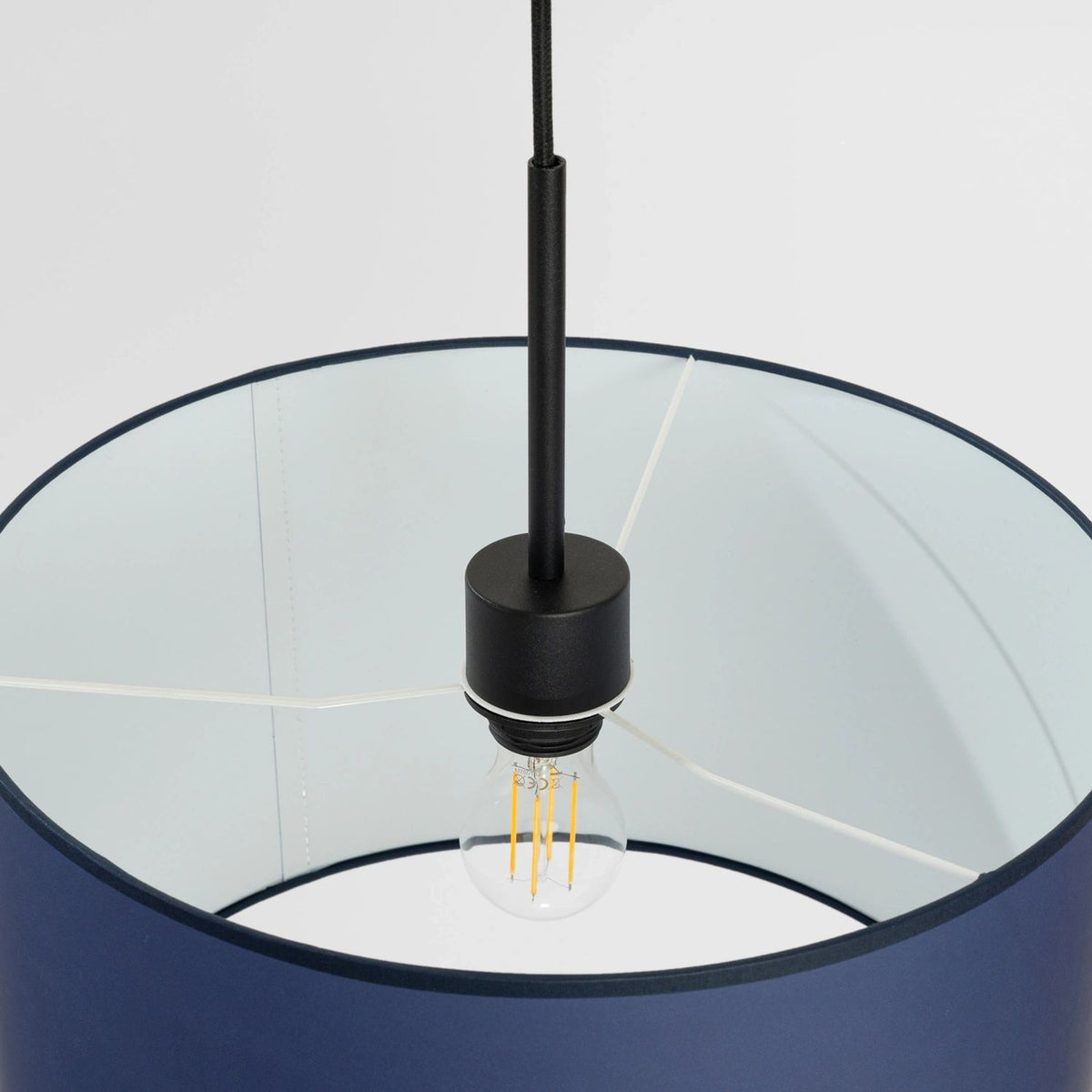 
Lampada a sospensione di design „Nevia“ - Blu navy/Nero