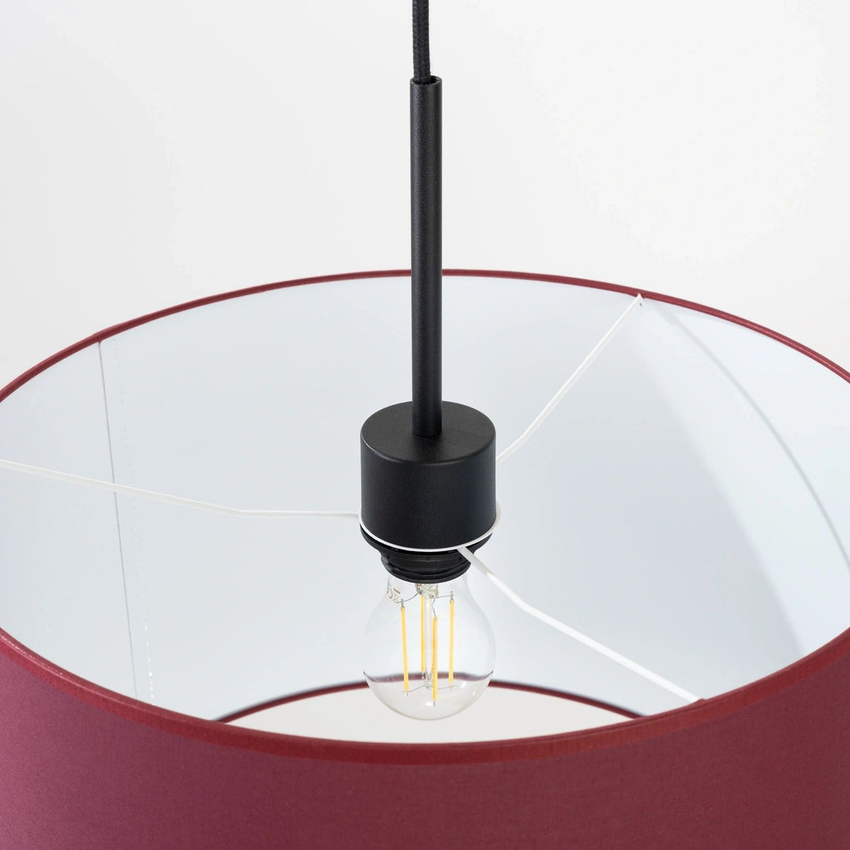 
Lampada a sospensione di design „Nevia“ - Bordeaux/Nero