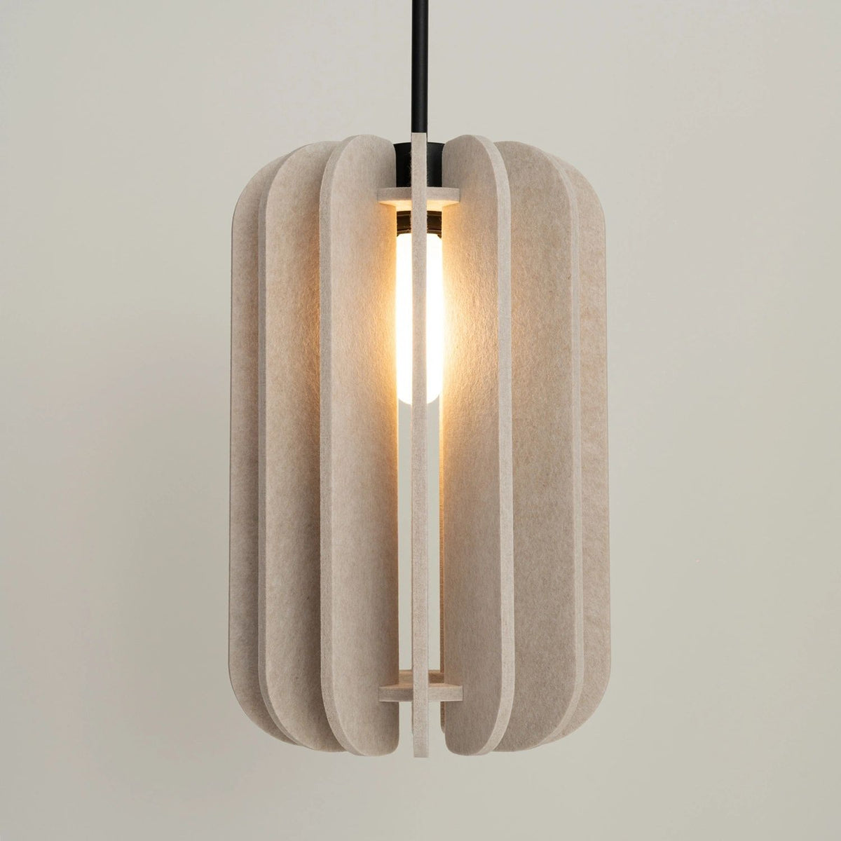 
Lampada a sospensione di design „Mula“ - Beige/Nero / Ø 27 cm