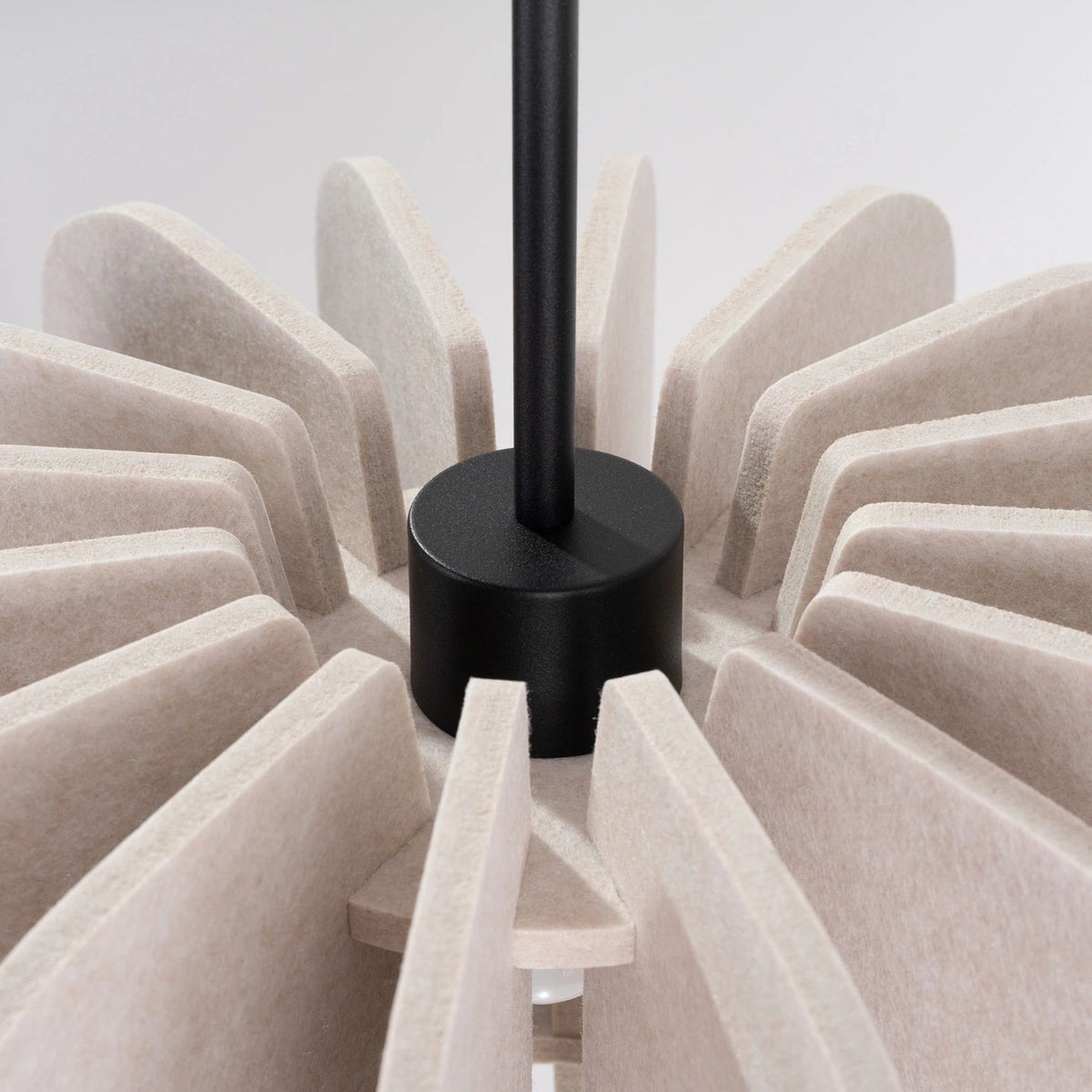 
Lampada a sospensione di design „Mula“ - Beige/Nero / Ø 45 cm