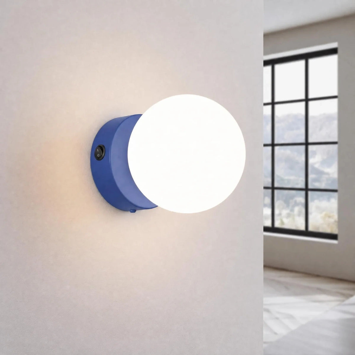 
Lampada da parete di design «Yoli» - Ultramarino