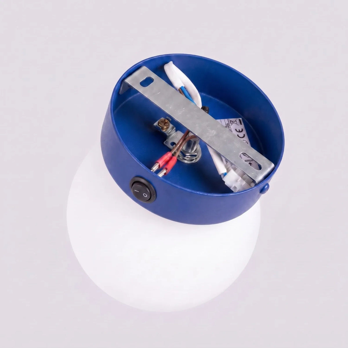 
Lampada da parete di design «Yoli» - Ultramarino