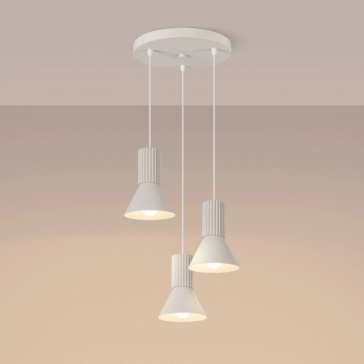 
Lampada a sospensione di design „Estria“ a 3 luci - Beige