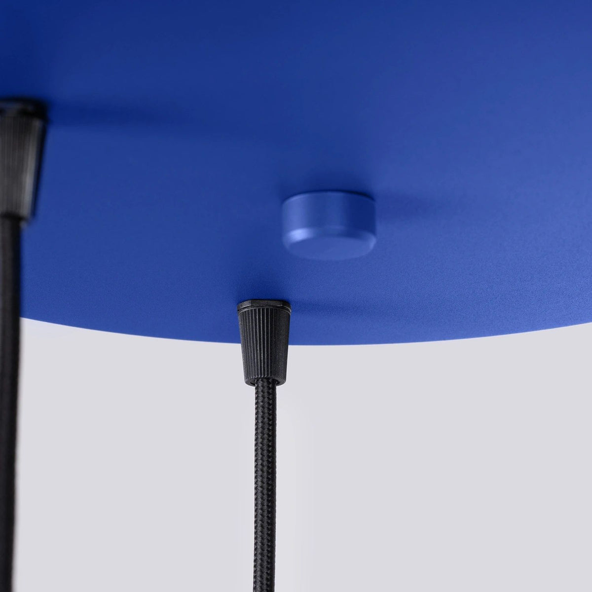 
Lampada a sospensione di design „Estria“ a 3 luci - Bianco/Ultramarino