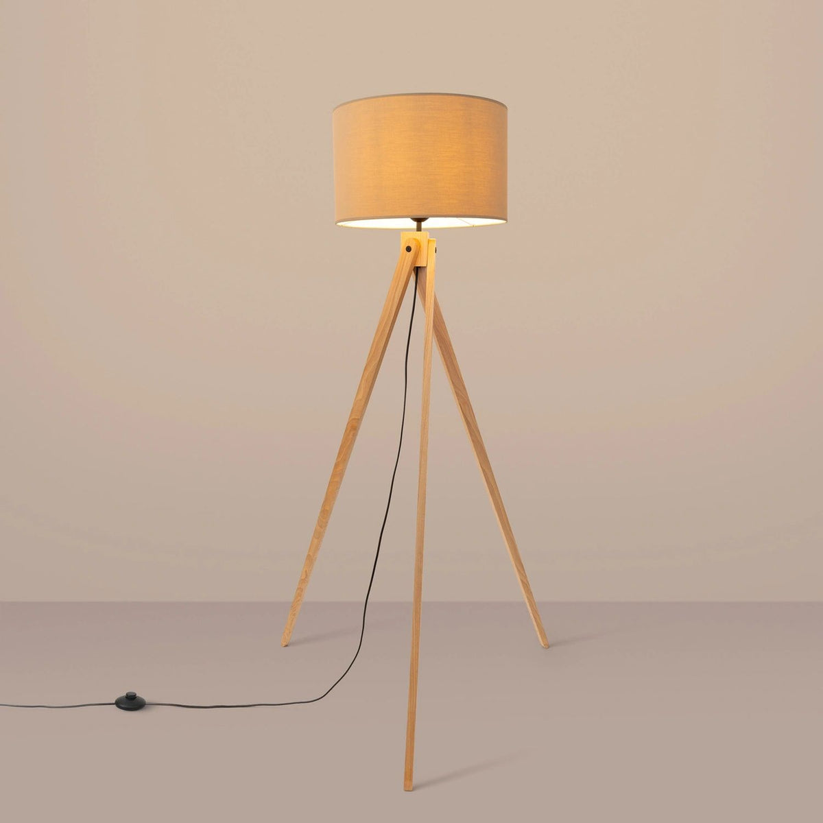 
Design Stehlampe "Natt" - Taupe/Naturholz