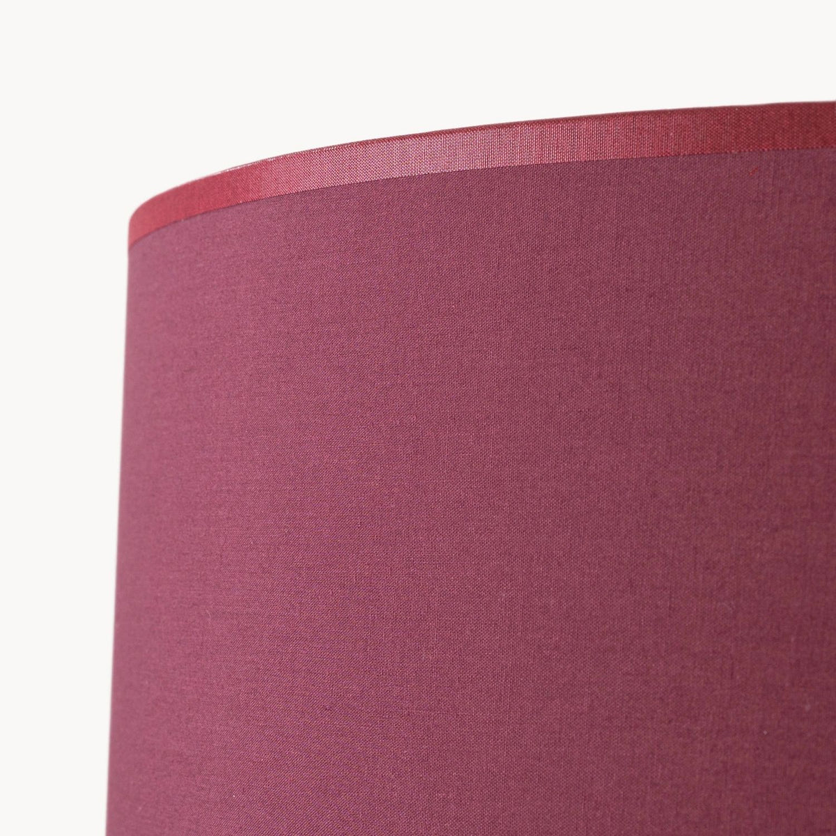 
Design Stehlampe "Natt" - Burgunderrot/Naturholz