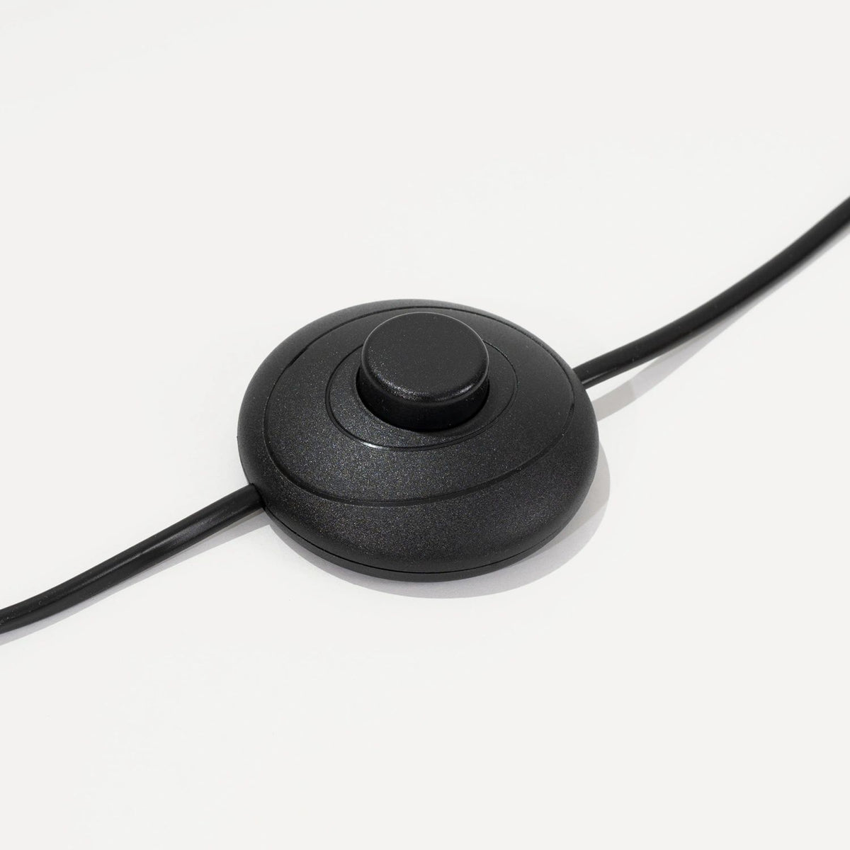 
Design Stehlampe "Natt" - Burgunderrot/Naturholz