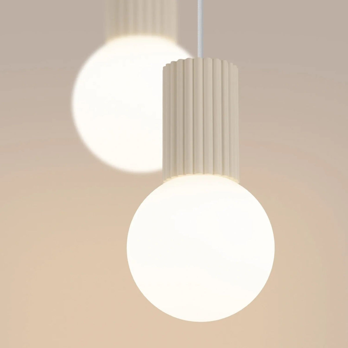 
Lampada a sospensione di design «Halo» a 2 luci - Beige