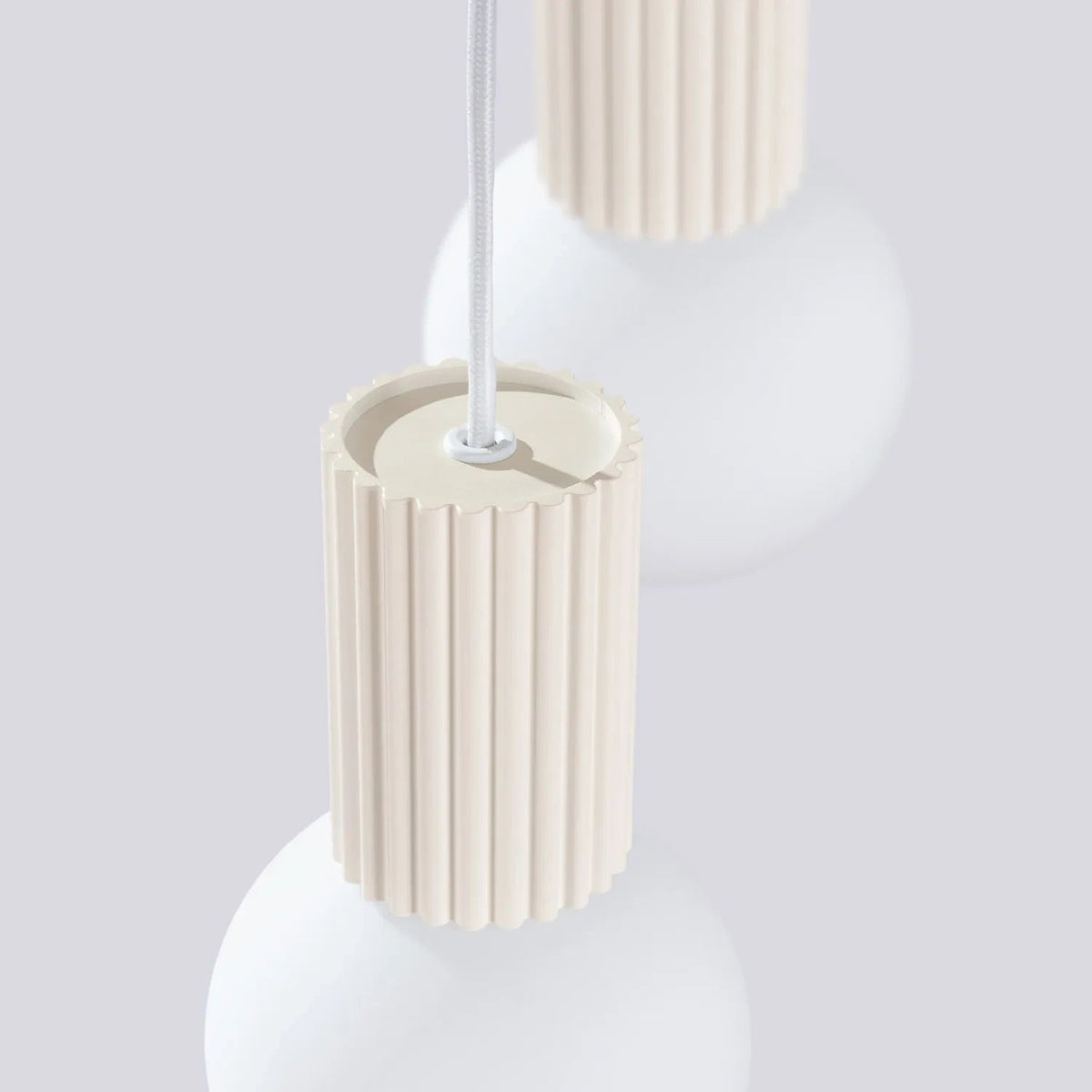 
Lampada a sospensione di design «Halo» a 2 luci - Beige
