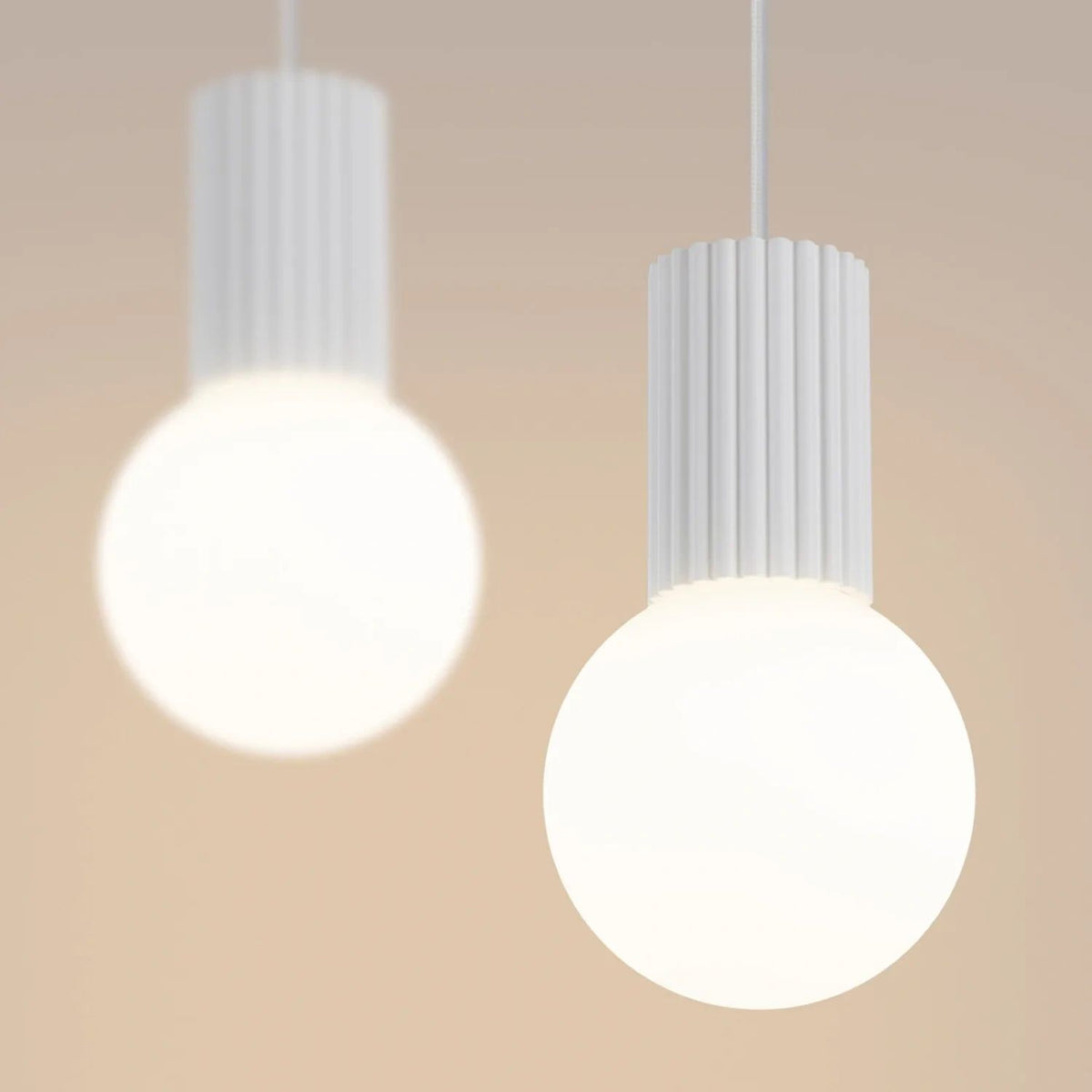 
Design Pendellampe „Halo II“, 2-flammig - Weiss