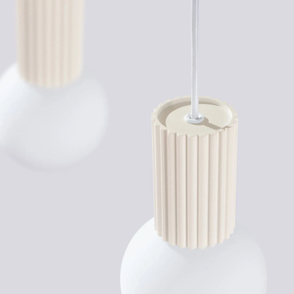 
Design Pendellampe „Halo II“, 2-flammig - Beige
