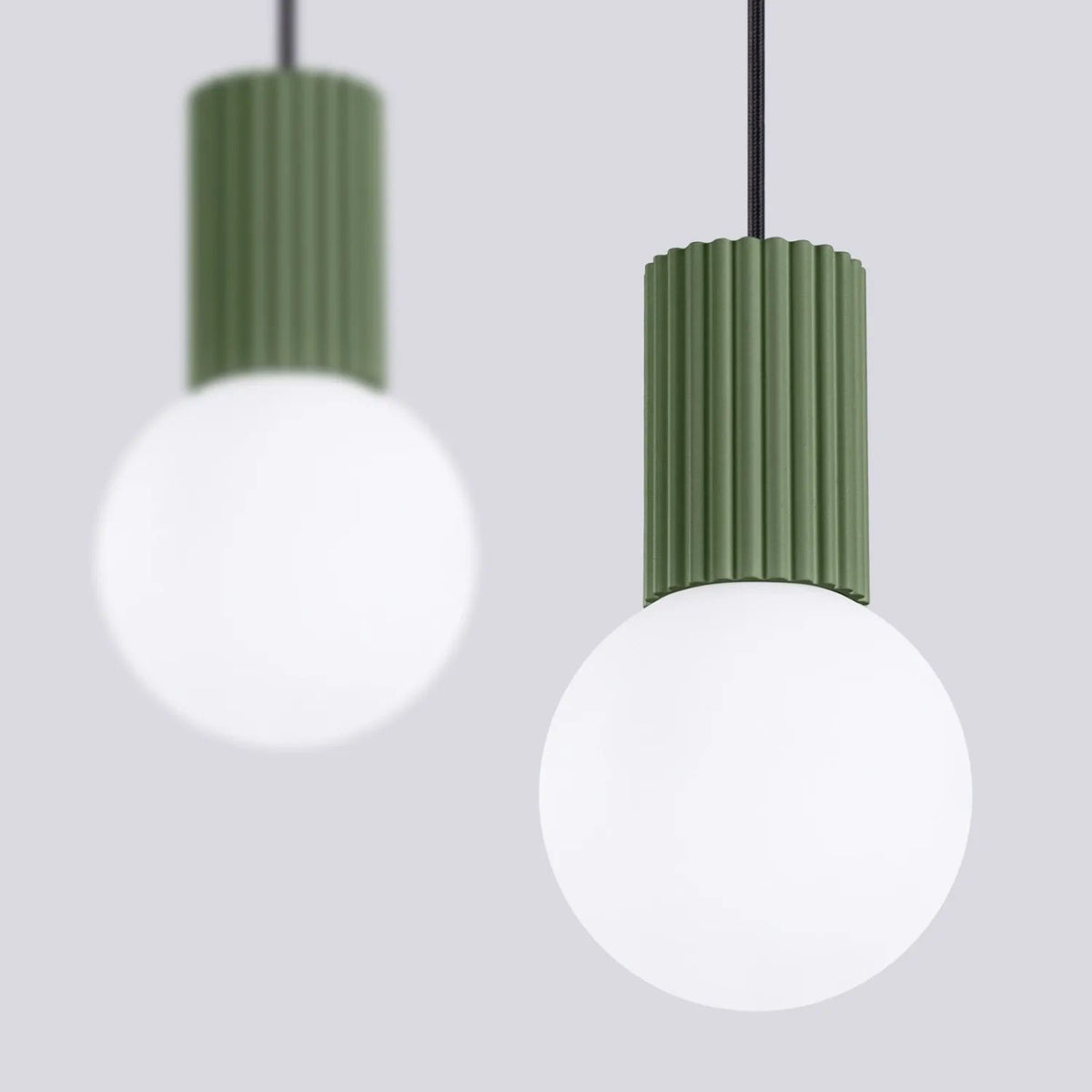 
Design Pendellampe „Halo II“, 2-flammig - Olivgrün