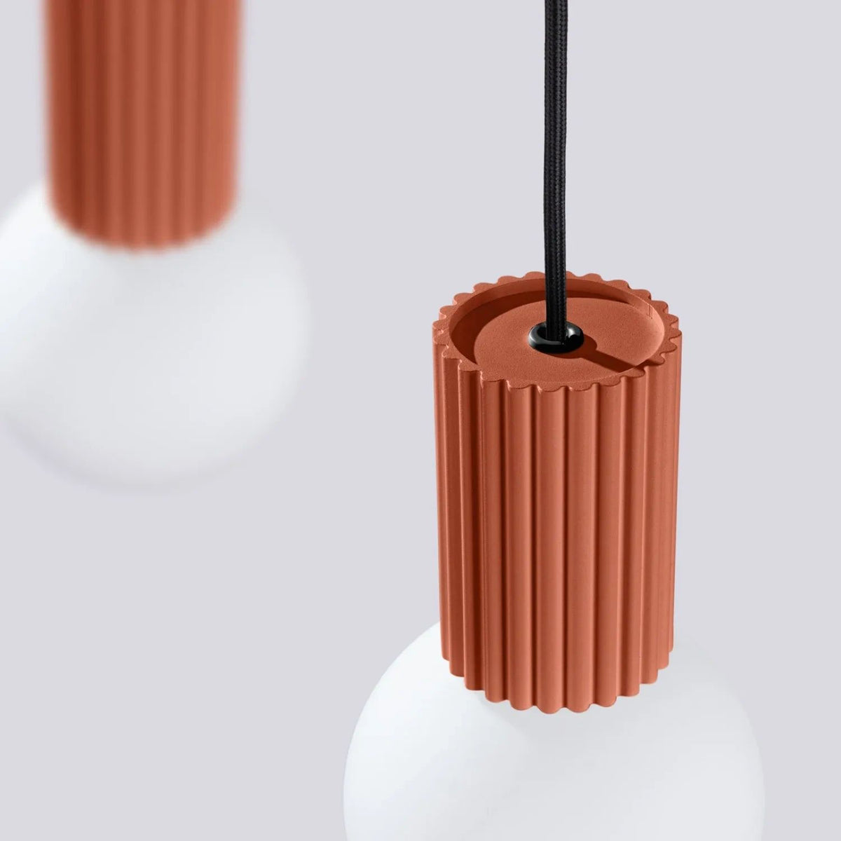 
Design Pendellampe „Halo II“, 2-flammig - Ockerrot