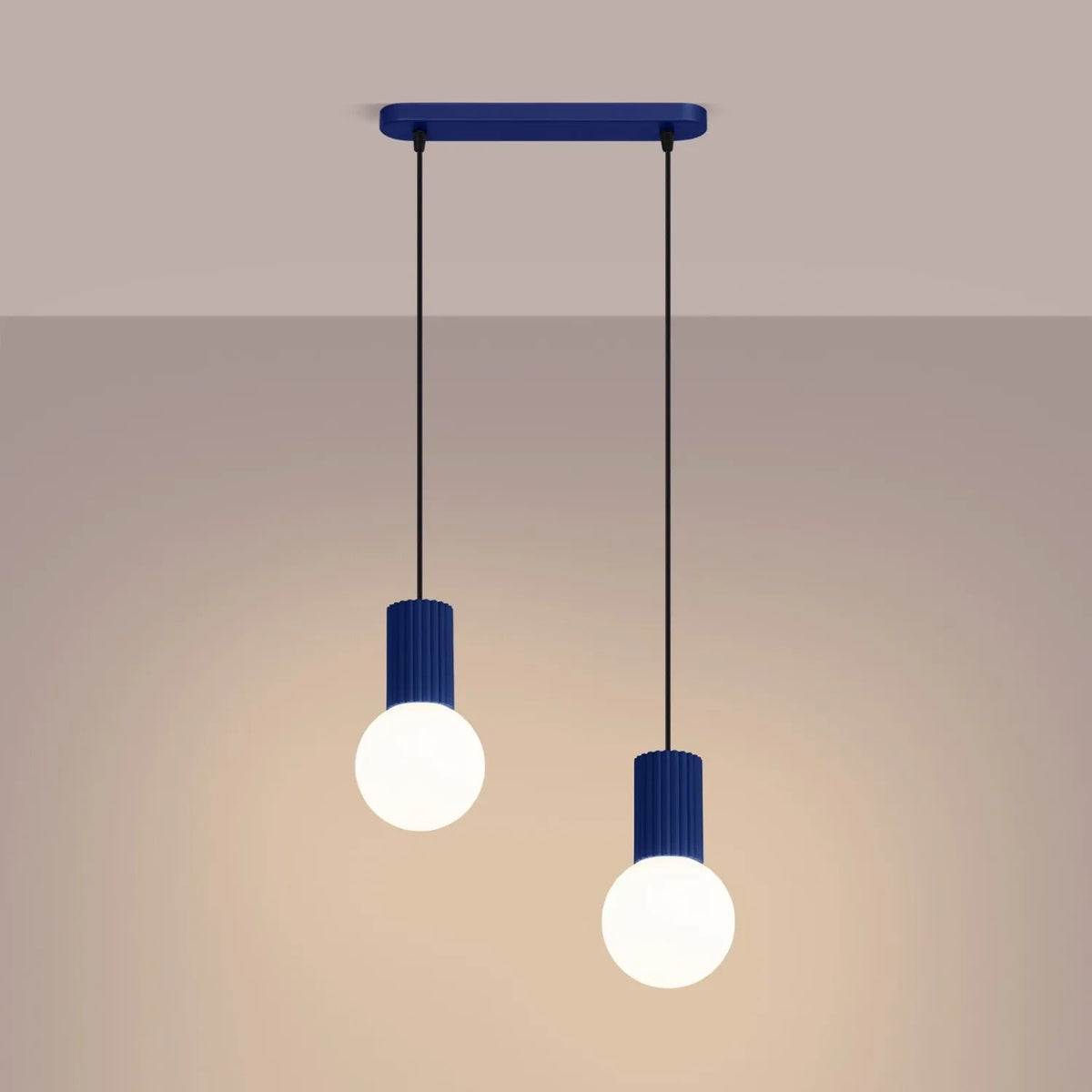 
Design Pendellampe „Halo II“, 2-flammig - Ultramarine