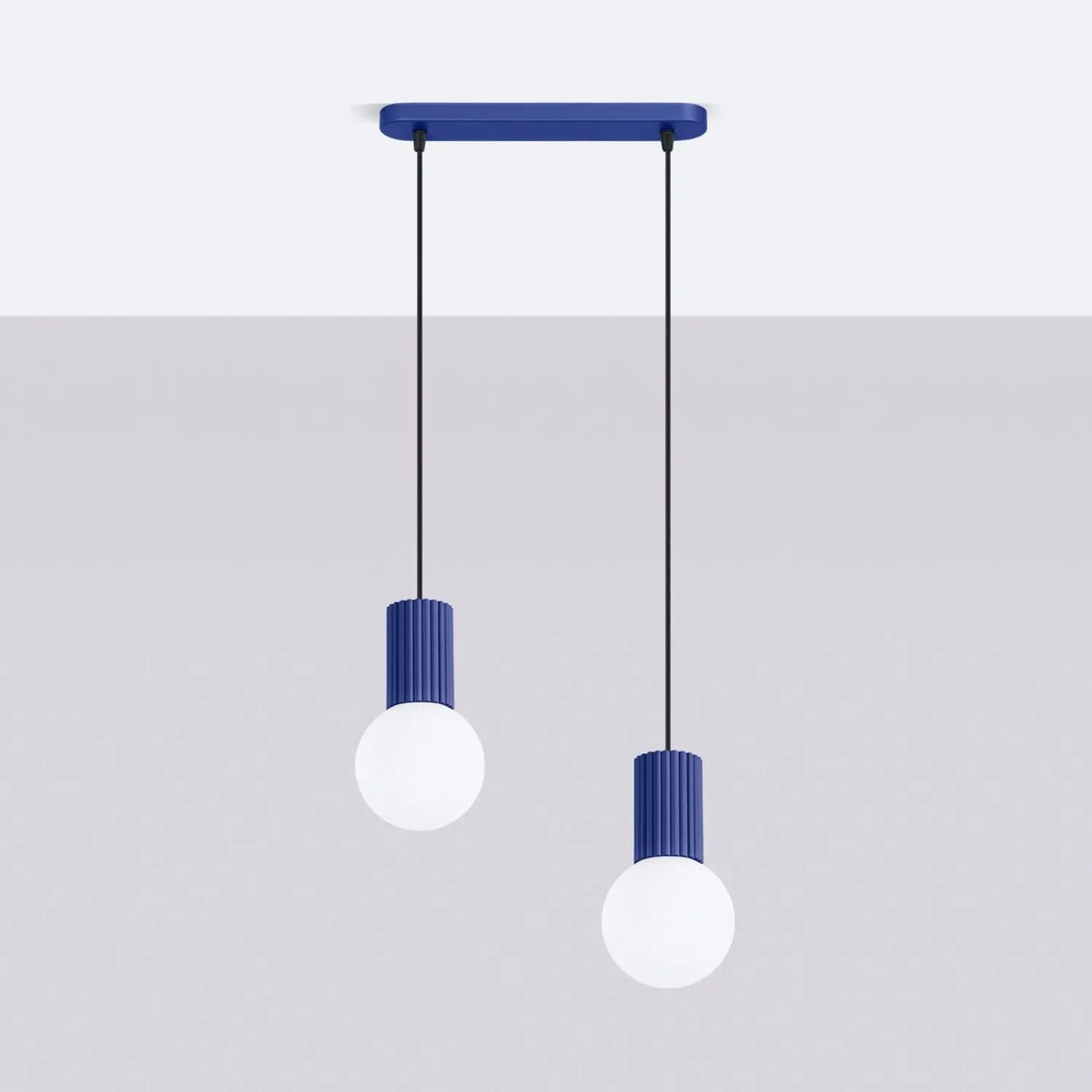 
Design Pendellampe „Halo II“, 2-flammig - Ultramarine