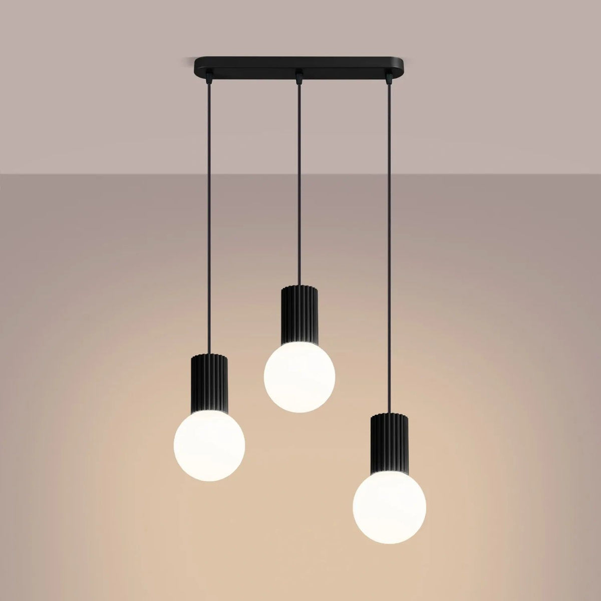 
Design Pendellampe „Halo II“, 3-flammig - Schwarz