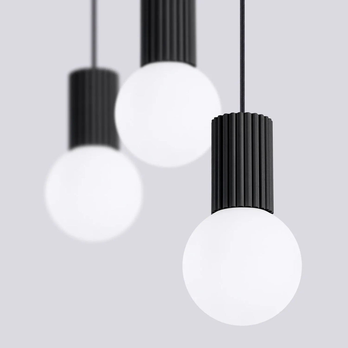 
Design Pendellampe „Halo II“, 3-flammig - Schwarz