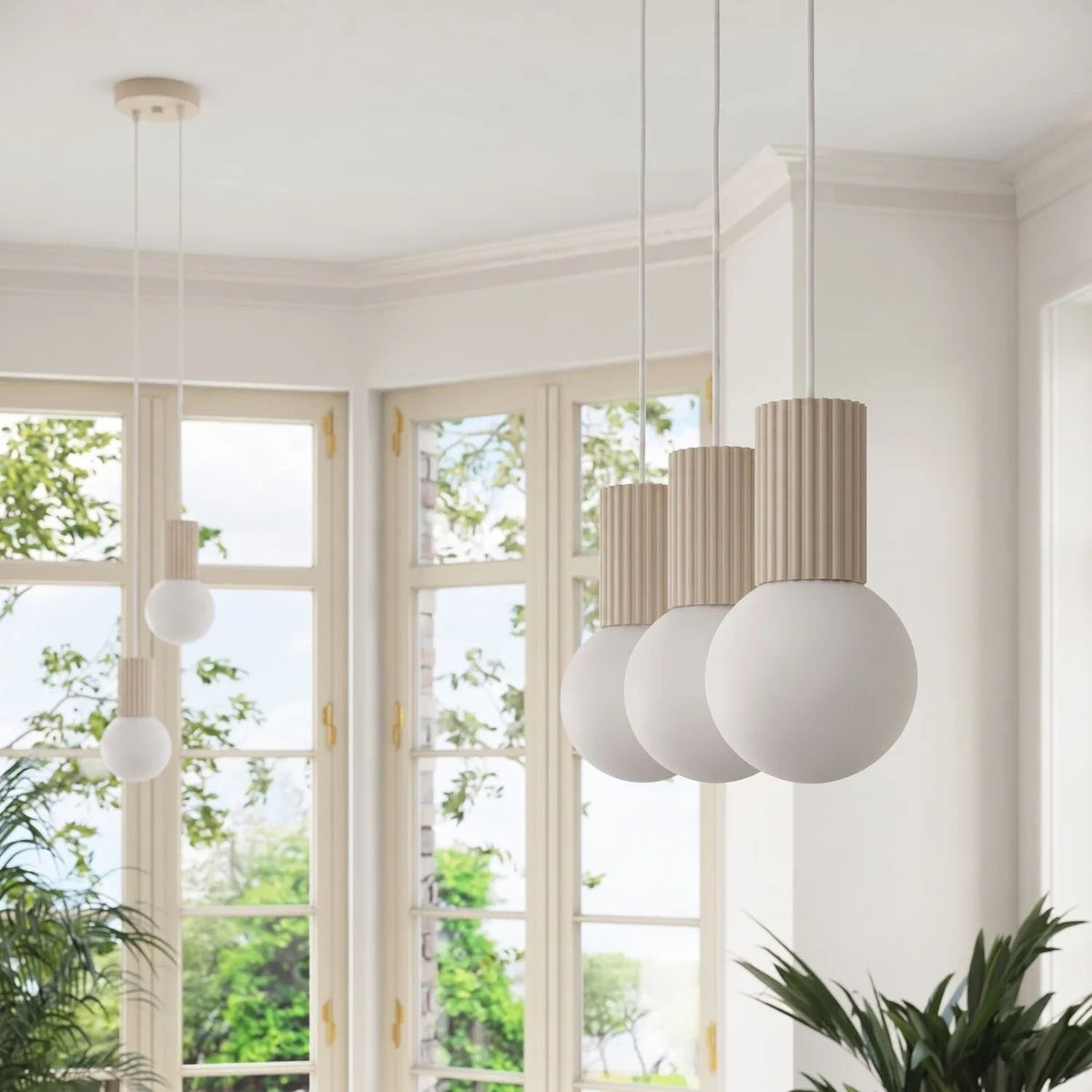
Design Pendellampe „Halo II“, 3-flammig - Beige