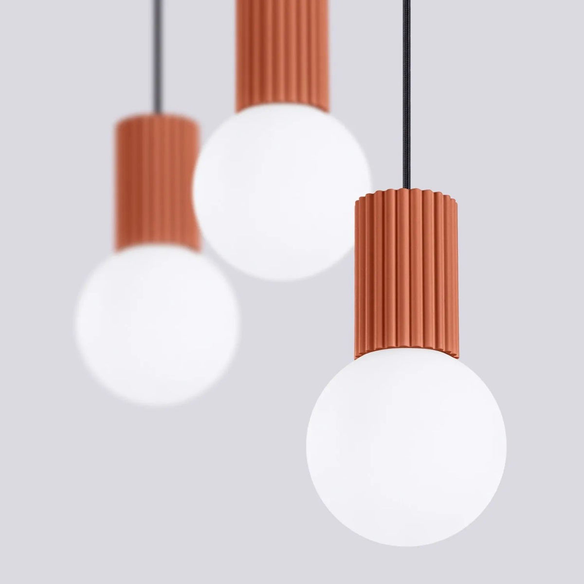 
Design Pendellampe „Halo II“, 3-flammig - Ockerrot