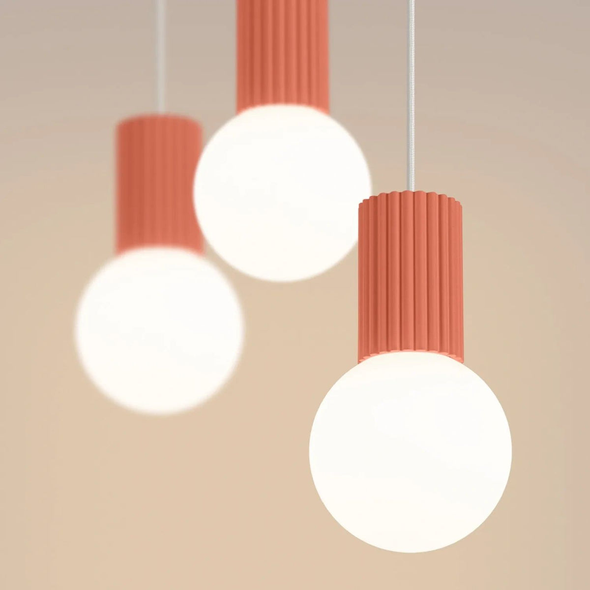 
Design Pendellampe „Halo II“, 3-flammig - Apricot