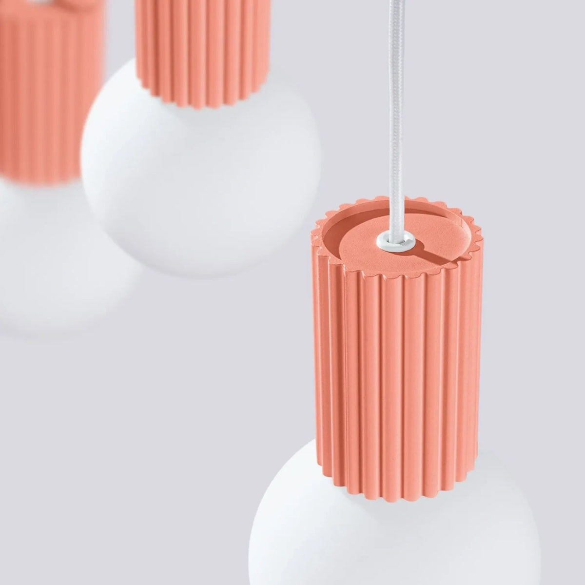 
Design Pendellampe „Halo II“, 3-flammig - Apricot