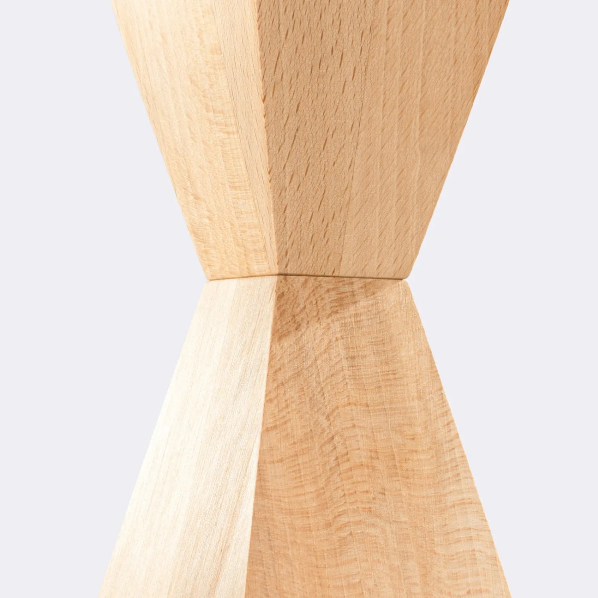 
Lampada a sospensione di design „Kubbe“ - Legno naturale / S