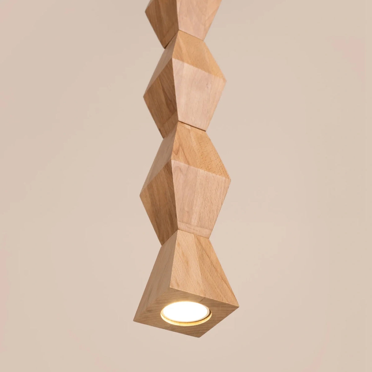 
Lampada a sospensione di design „Kubbe“ - Legno naturale / L