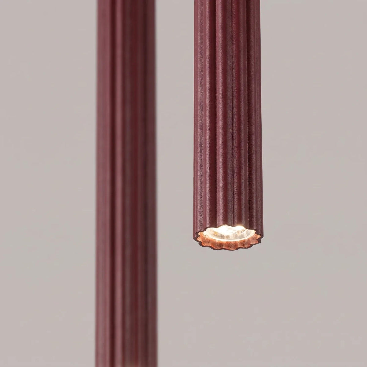 
Design Pendellampe „Arche“ - 2-flammig - Burgundrot