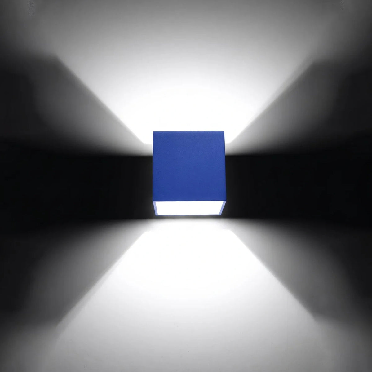 
Lampada da parete di design «Quad» a 1 luce - Ultramarino