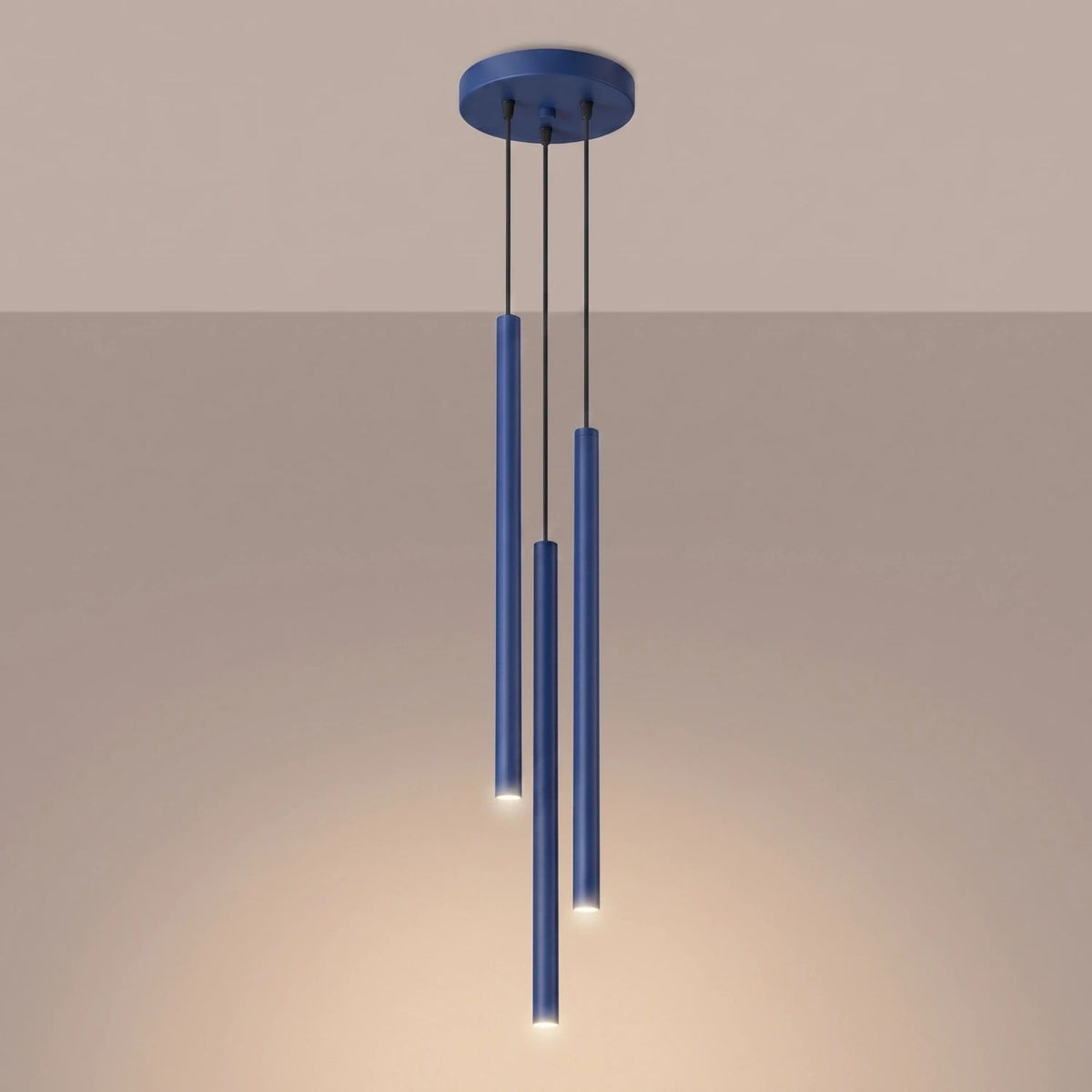
Design Pendellampe „Pastelo“ 3-flammig - Ultramarine