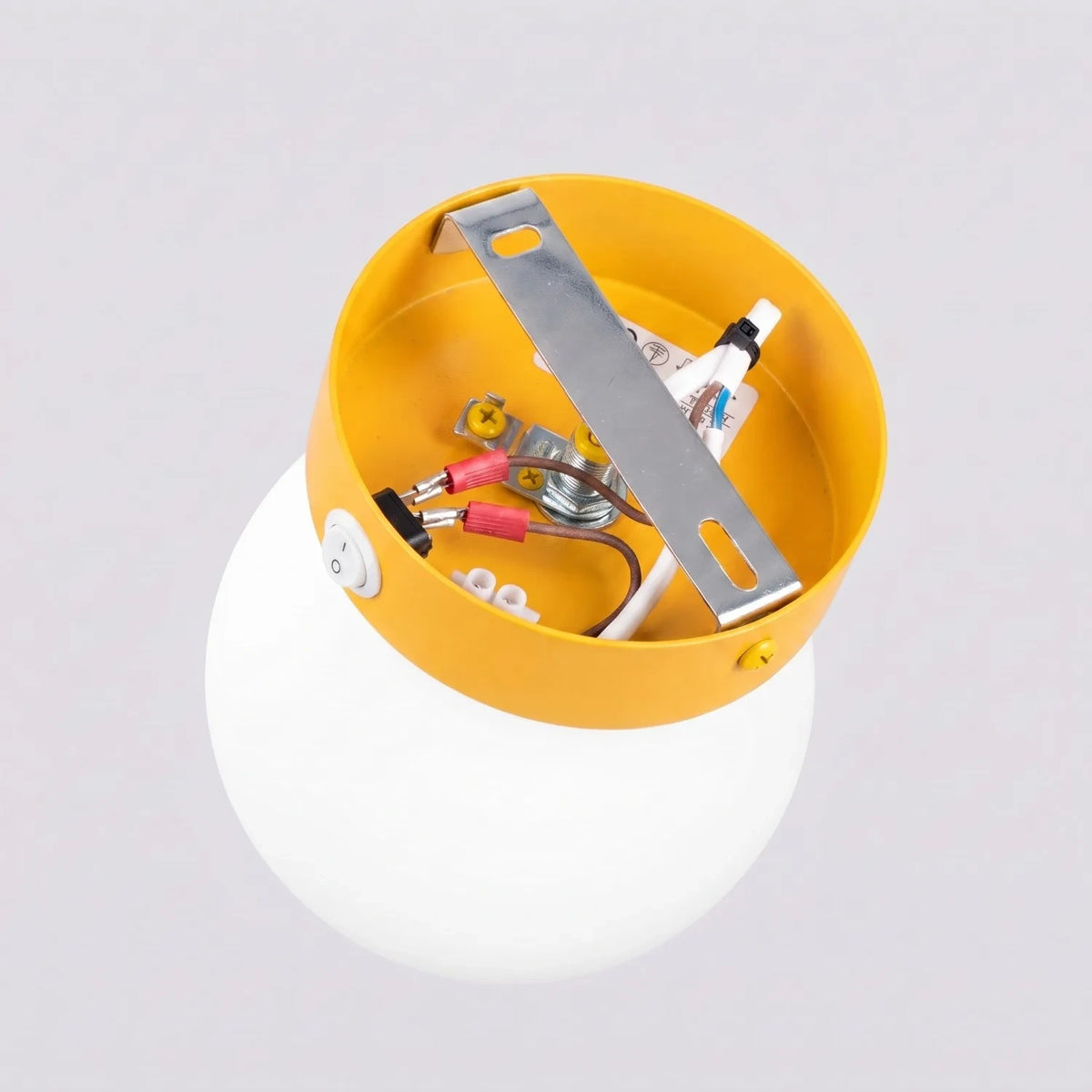 
Lampada da parete di design «Yoli» - Giallo
