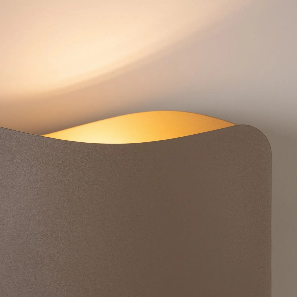 
Design Wandlampe „Tila“ 30 - Taupe