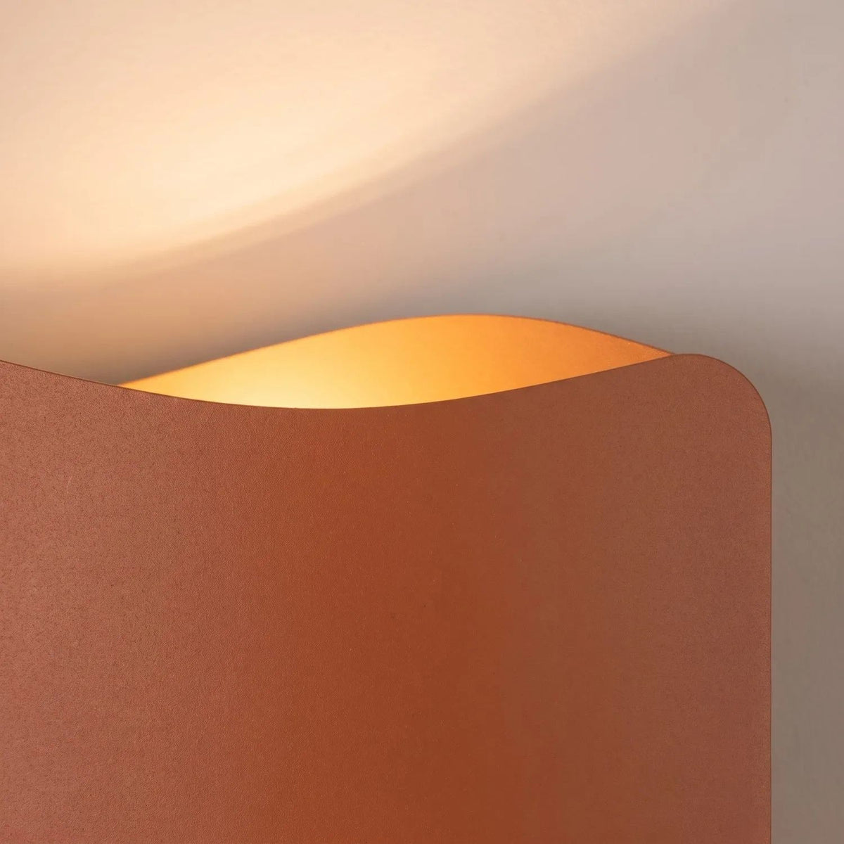 
Design Wandlampe „Tila“ 30 - Ockerrot