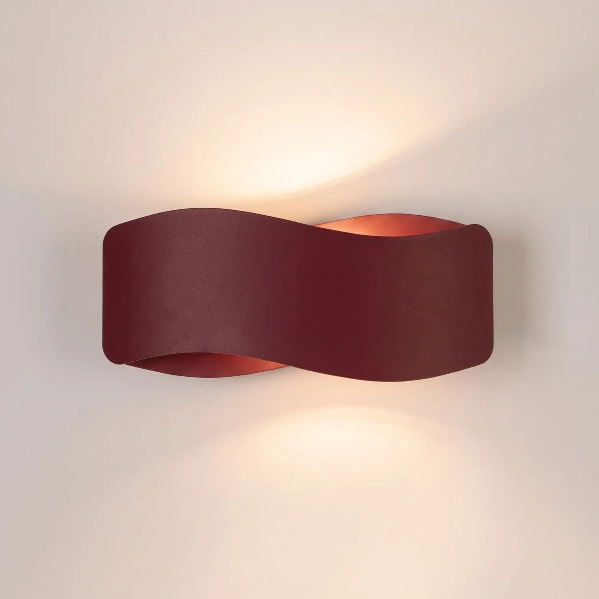 
Design Wandlampe „Tila“ 30 - Burgundrot