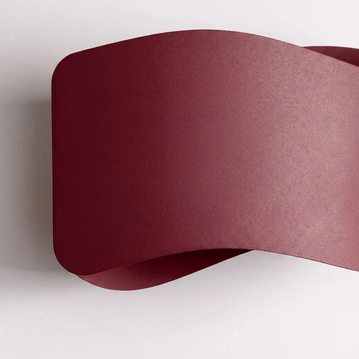 
Design Wandlampe „Tila“ 30 - Burgundrot