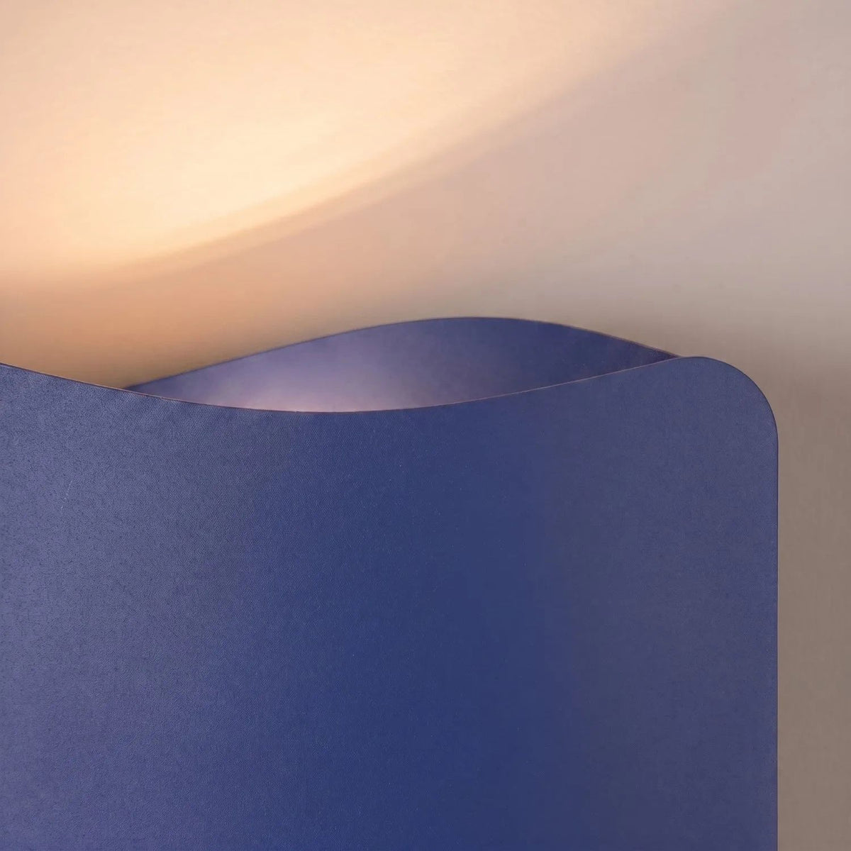 
Design Wandlampe „Tila“ 30 - Ultramarin