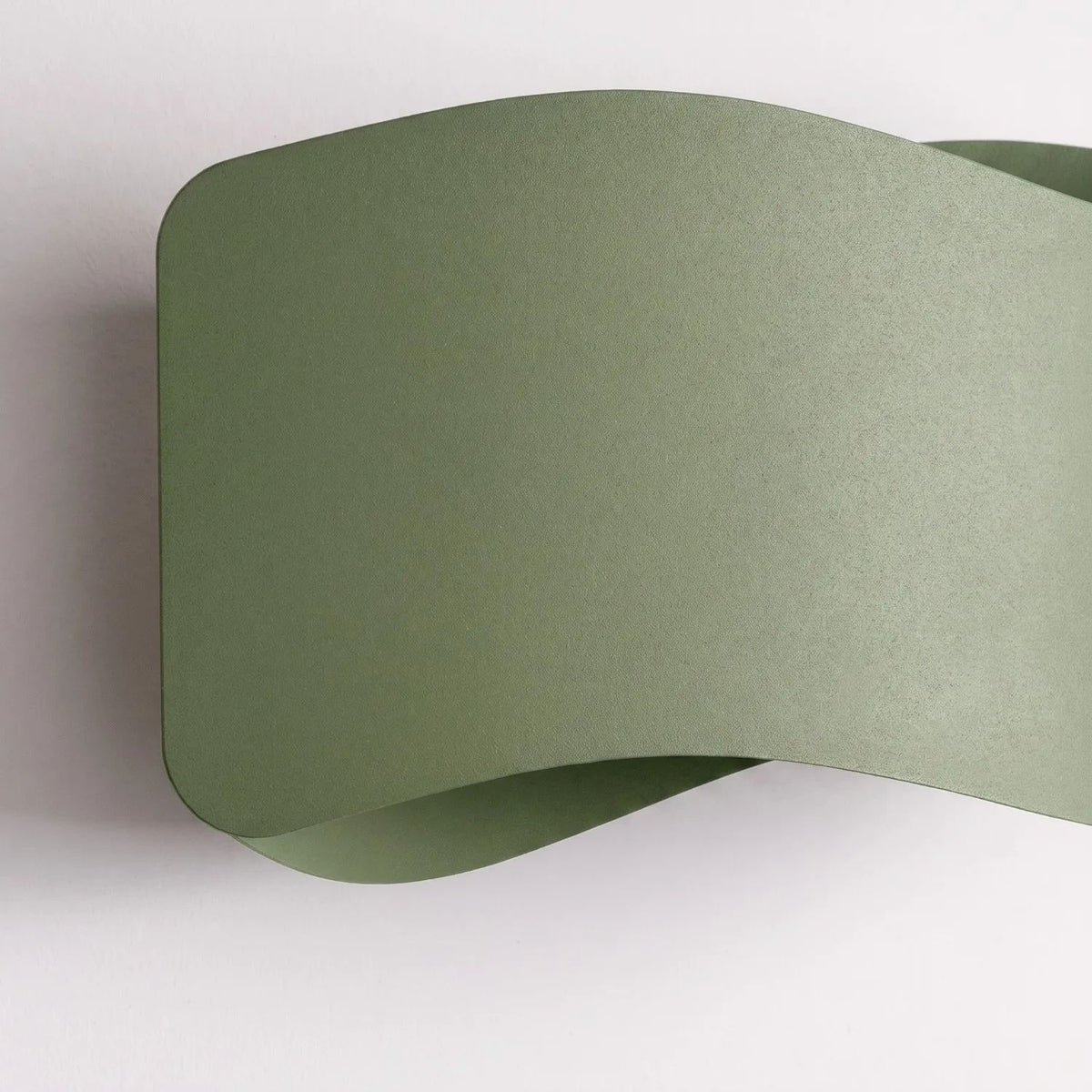 
Design Wandlampe „Tila“ 30 - Olivgrün